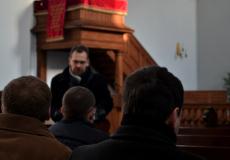 Seminaristai klausosi ev. reformatų Vilniaus parapijos klebono kun. Raimondo Stankevičiaus pasakojimo